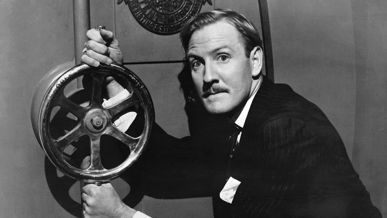 Actor Leslie Phillips, the voice of ‘sorting hat’ in Harry Potter and Carry On, dies at 98