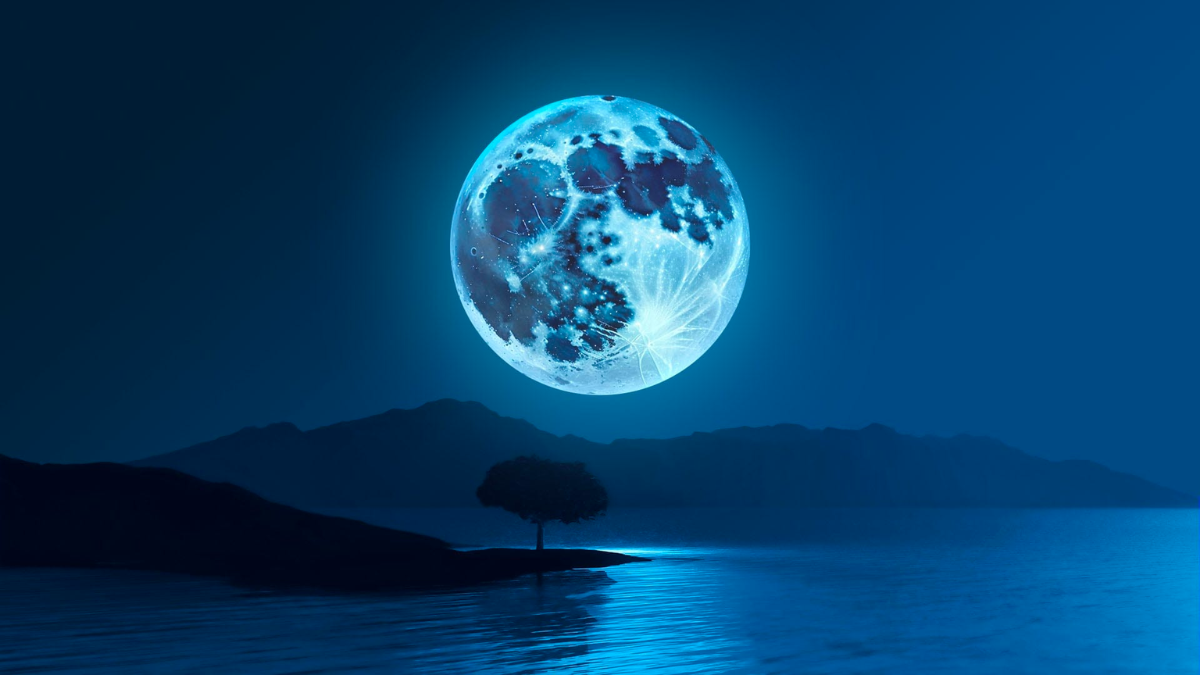 Exploring the Phenomenon of the Super Blue Moon in 2023